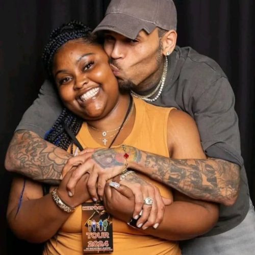 Husband Files for Divorce After Wife’s Meet-and-Greet Photo with Chris Brown Sparks Controversy