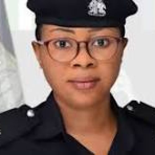 Man in shock after lady he lodged with in a hotel in Abuja flees with his car and other valuables