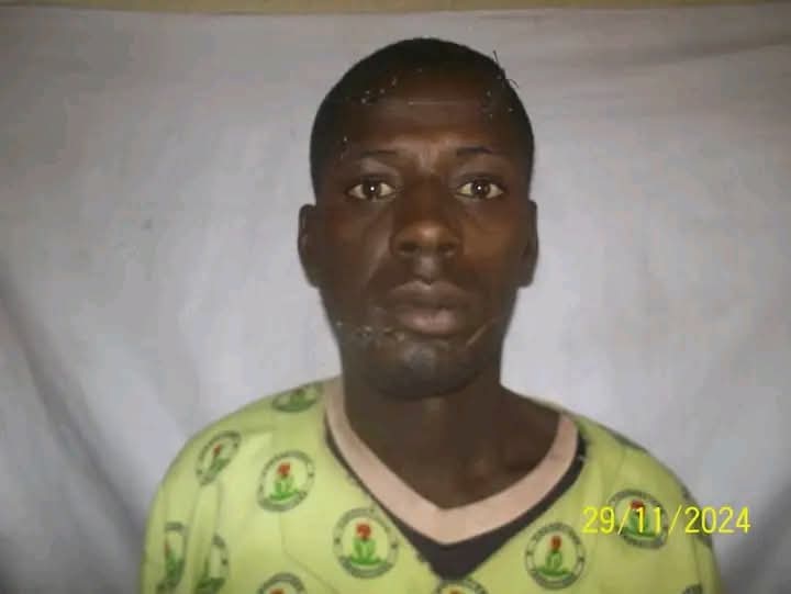 ‘Dangerous’ convicted inmate escapes as vehicle conveying prisoners crashes in Yobe