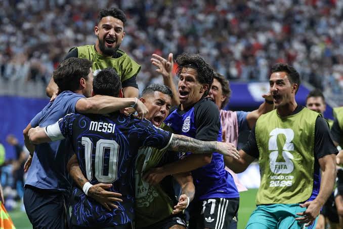 Argentina defeats England 2 – 1 to reach 2026 World Cup Final